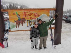 photo of katrina hofstetter and husband skiing