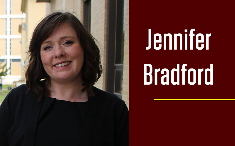Jennifer Bradford wins 2021 Excellence in Graduate Advising Award