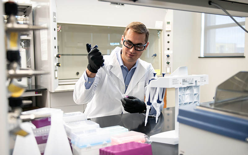 Dylan McCreedy with Pipette