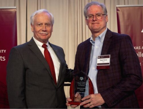 Dr. Wayne Versaw Honored with Excellence in Administrative Leadership Award