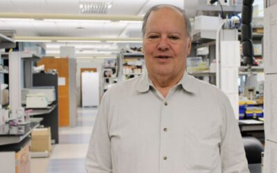 richard gomer in lab